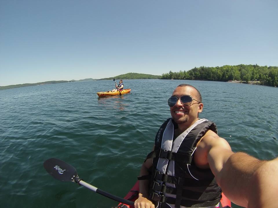 Kayaking Lake Jocassee